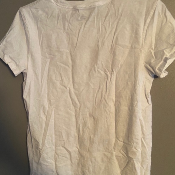 Levi’s tshirt - Picture 2 of 3